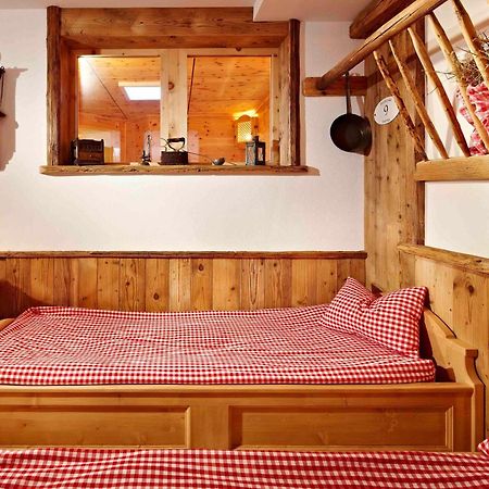 Hotel Riedl Im Zillertal Штумм Экстерьер фото